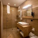 Отель Steig 3*